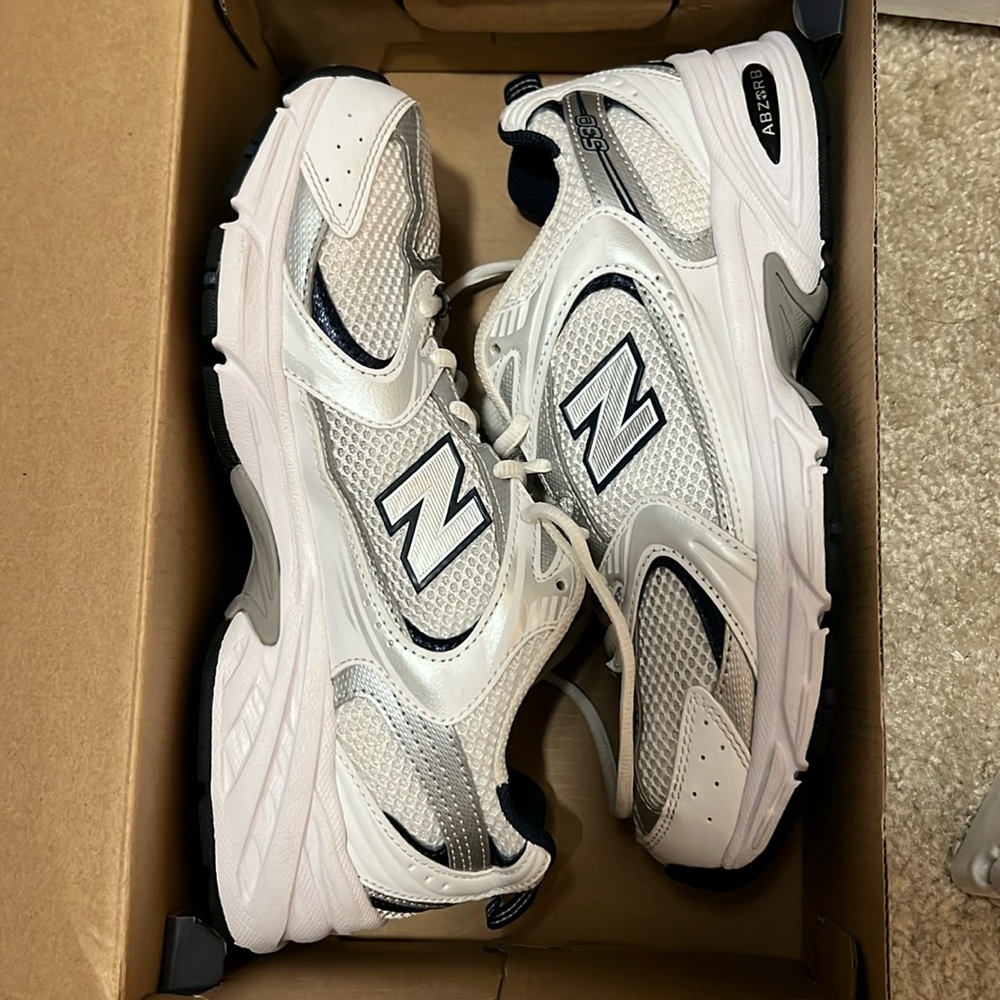 New Balance 530 White/Silver/Navy